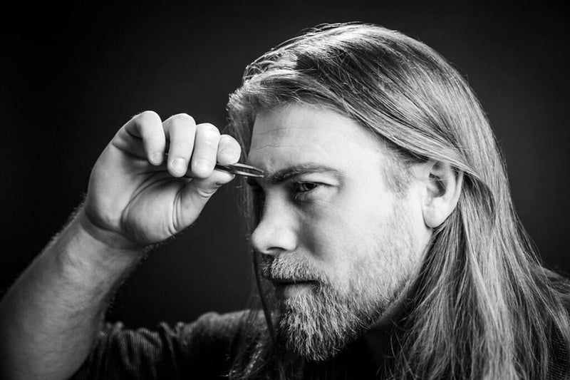 PROFESSIONAL MEN’S GROOMING KIT